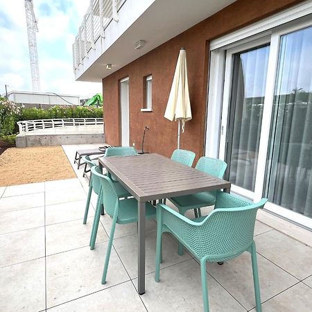 Sun Beach Residence Con Piscina - Piazza Brescia - Adria Holiday Jesolo - Family Apartments Esterno foto