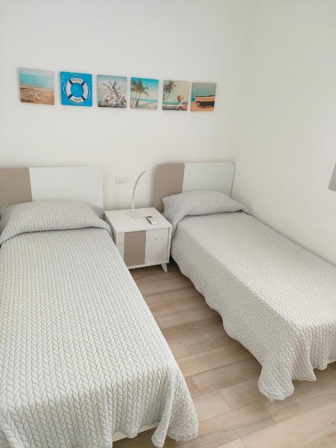 Sun Beach Residence Con Piscina - Piazza Brescia - Adria Holiday Jesolo - Family Apartments Esterno foto