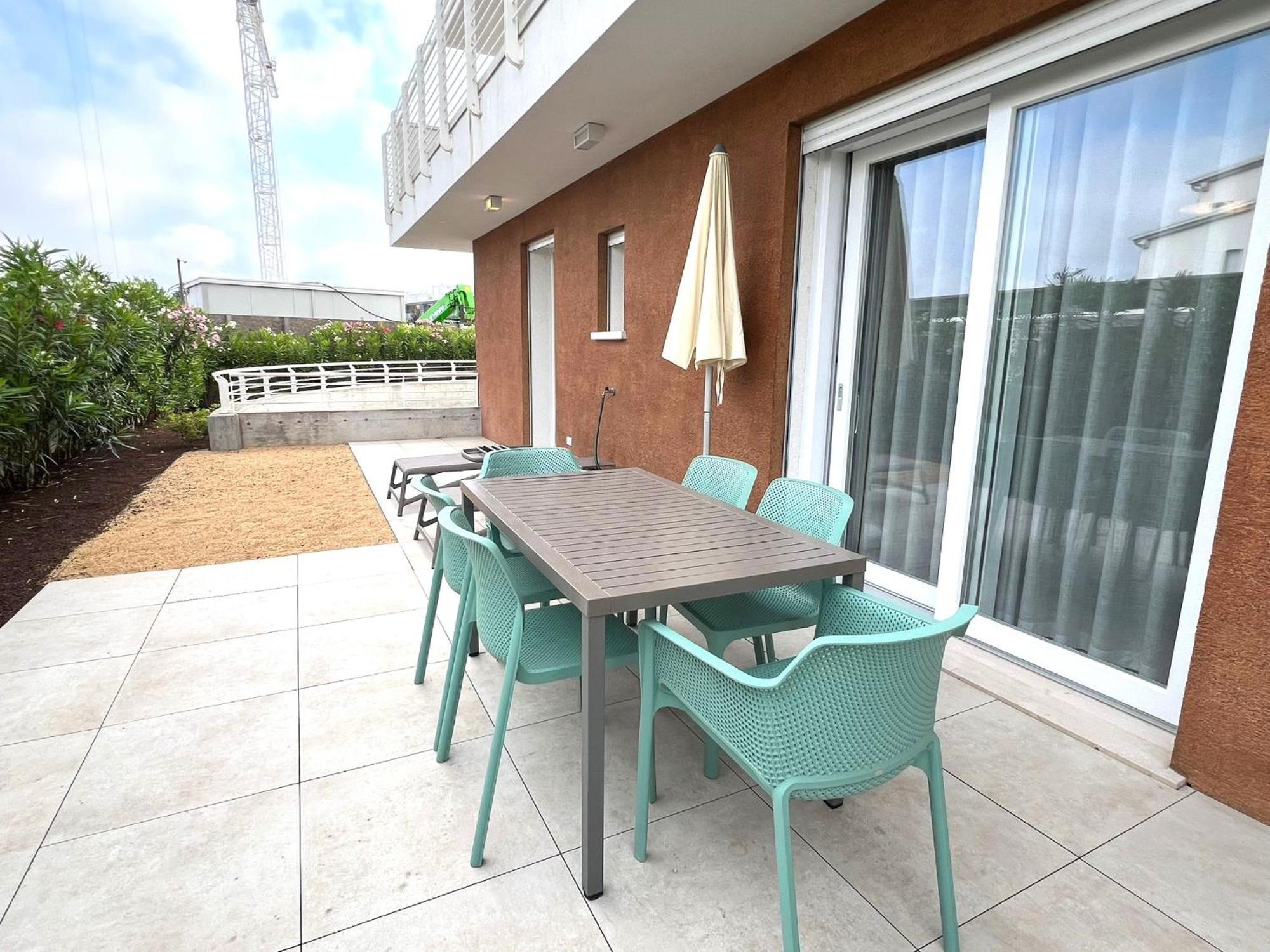 Sun Beach Residence Con Piscina - Piazza Brescia - Adria Holiday Jesolo - Family Apartments Esterno foto