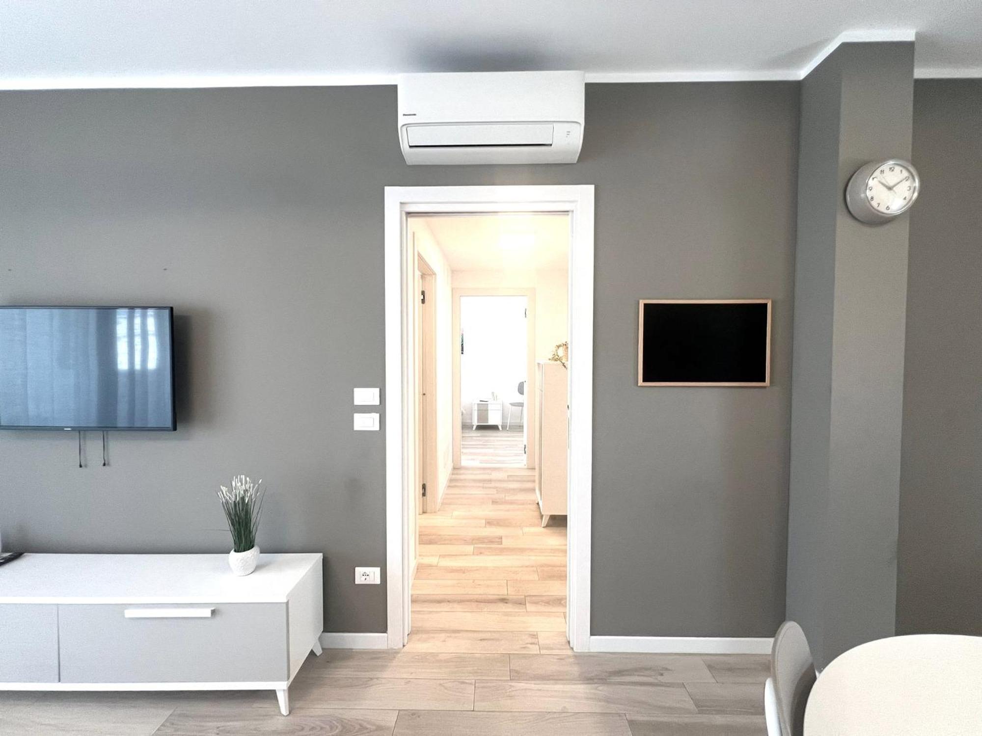 Sun Beach Residence Con Piscina - Piazza Brescia - Adria Holiday Jesolo - Family Apartments Esterno foto