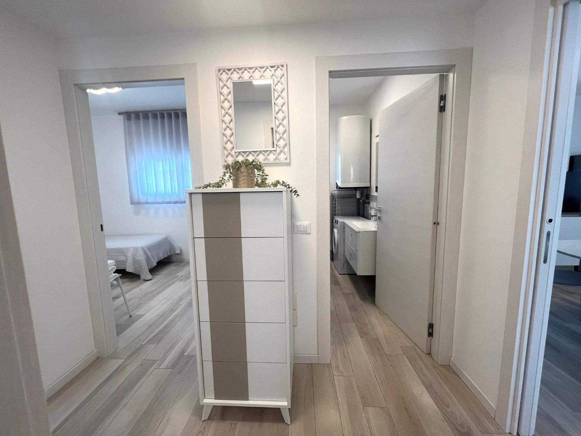 Sun Beach Residence Con Piscina - Piazza Brescia - Adria Holiday Jesolo - Family Apartments Esterno foto