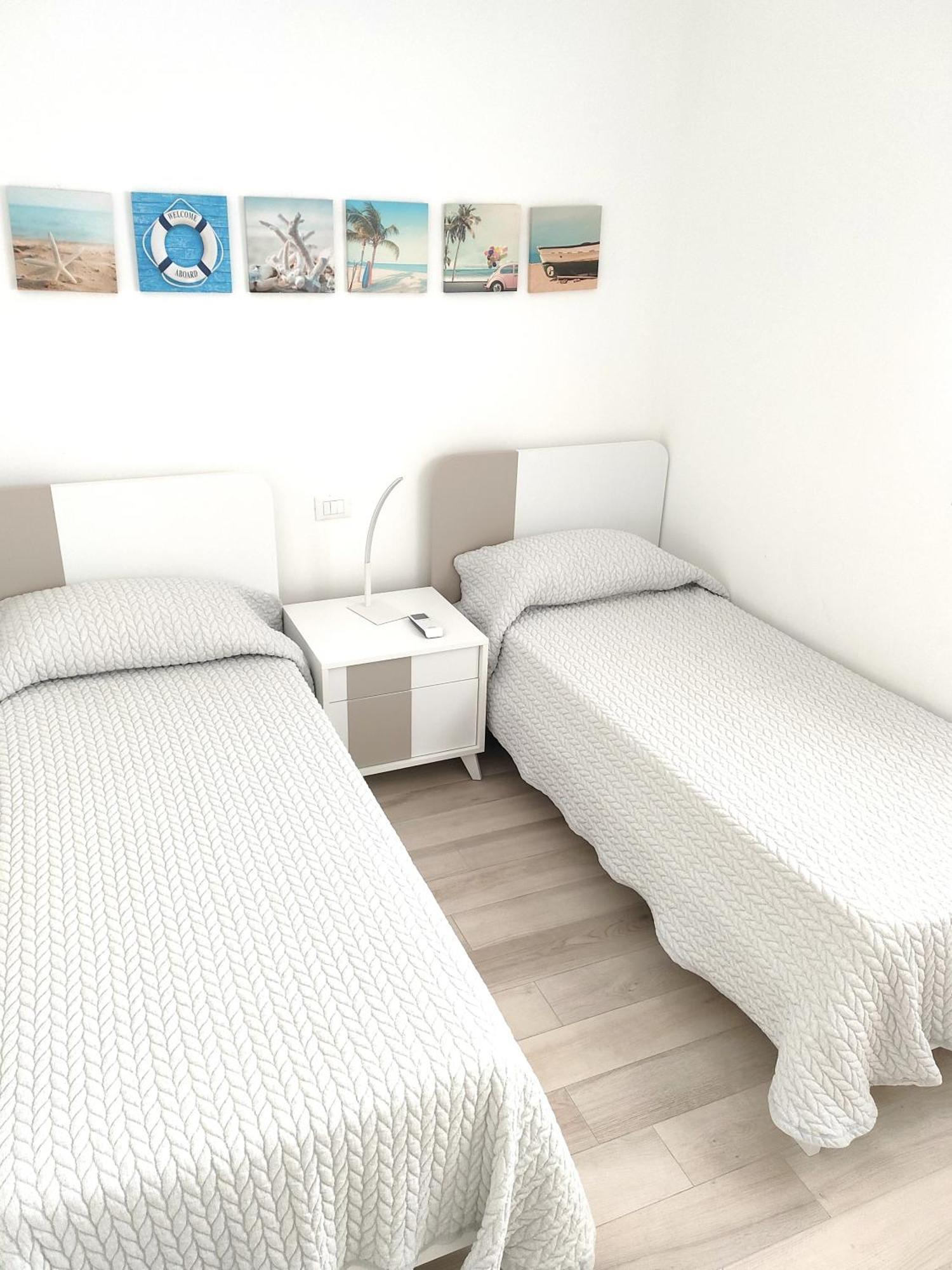 Sun Beach Residence Con Piscina - Piazza Brescia - Adria Holiday Jesolo - Family Apartments Esterno foto